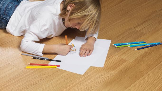 踏在得高实木复合地板上的真实而温暖的生活